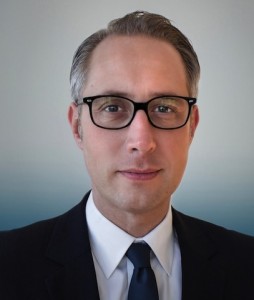 <b>Oliver Schulz</b>, Managing Partner, Sworn&quot;In den vergangenen Jahren hat sich ... - fuehrungswechsel-schulz-254x300