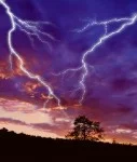 Blitze - 204-240 - shutterstock_16443847