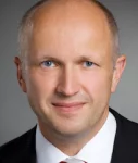 Dr Hubert Becker Dr Hubert Becker