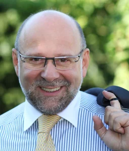 Ralf W Barth