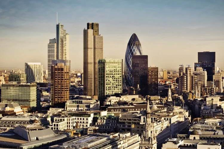 london-750-shutt_92638234