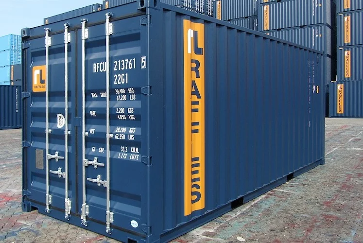 20_Fuss_Container_RafflesLease