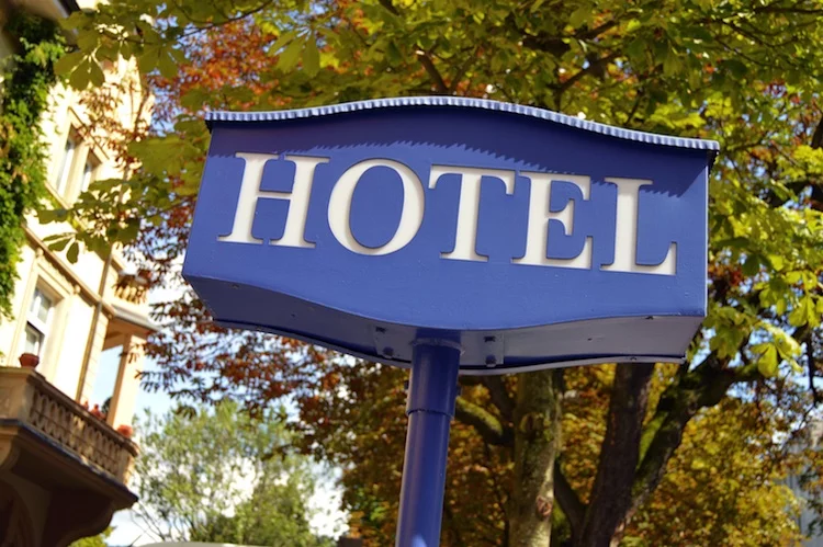 Hotel_shutterstock_112897381 Kopie