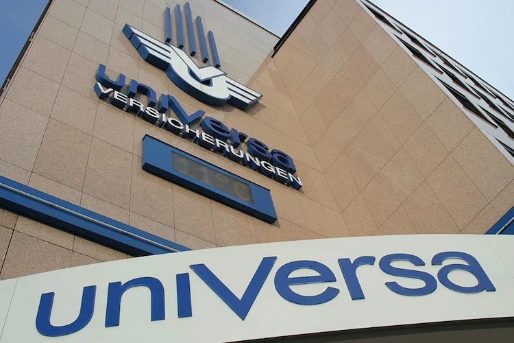 Universa