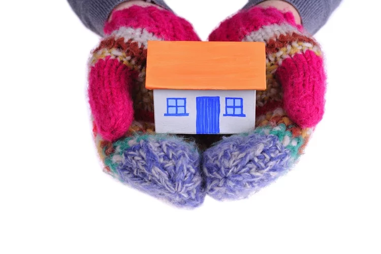 Haus_Winter_shutterstock_129614561 Kopie 3