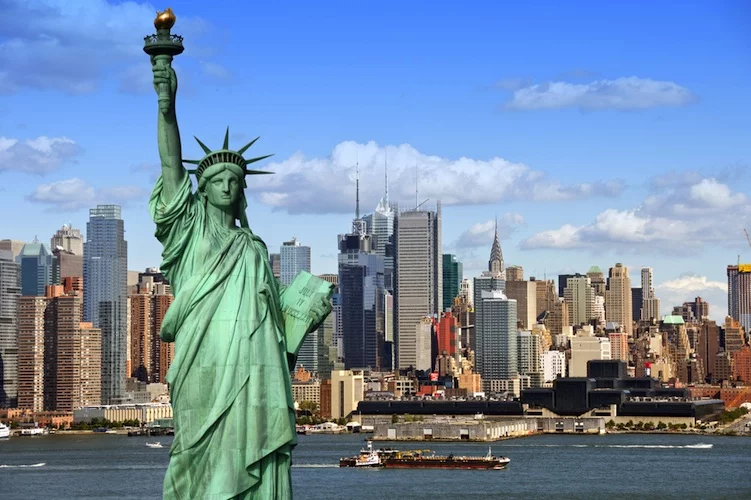 new-york750-shutt_57571180
