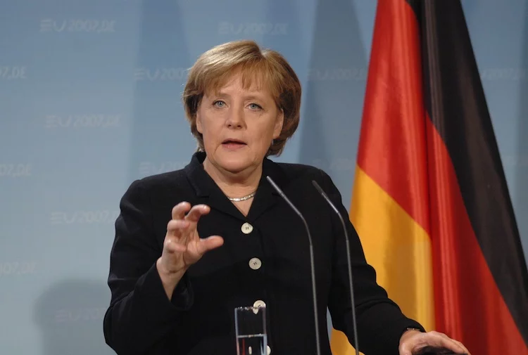 Bundeskanzlerin Angela Merkel erwartet keine komplette Reformliste bei Tsipras-Besuch.