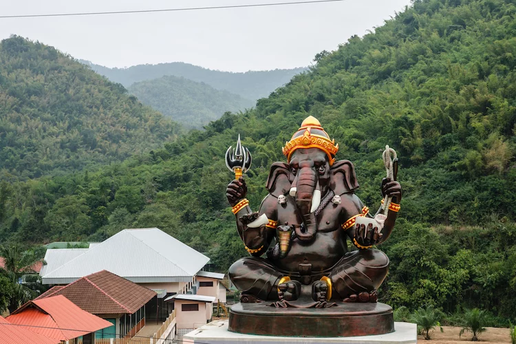 Ganesha dunkel - 750