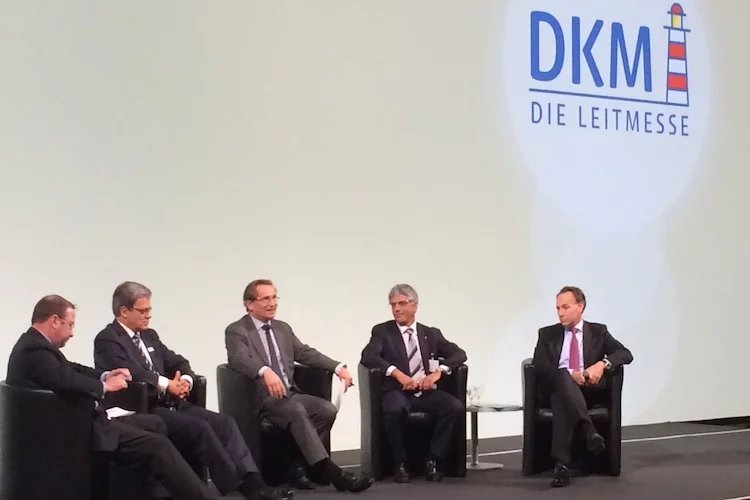 DKM_Elefantenrunde