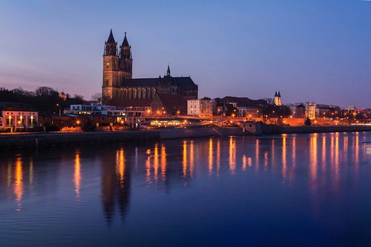 Magdeburg: Ein ausländischer Investor legt dort in Wohnimmobilien an.