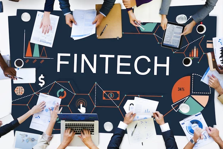 Der Trend geht zur Zusammenarbeit zwischen traditionellen Finanzdienstleistern und Fintechs.