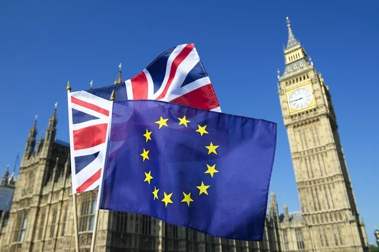 brexit_shutt_432325573