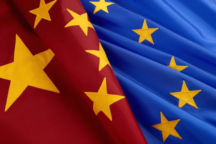 Chinesische Firmen und Investoren kaufen in Europa massiv zu.