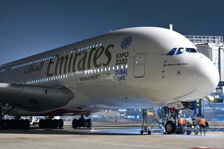 Größte A380-Kundin ist Emirates, die allein 140 Maschinen des Typs bestellt und mehr als 70 bereits in Betrieb hat.