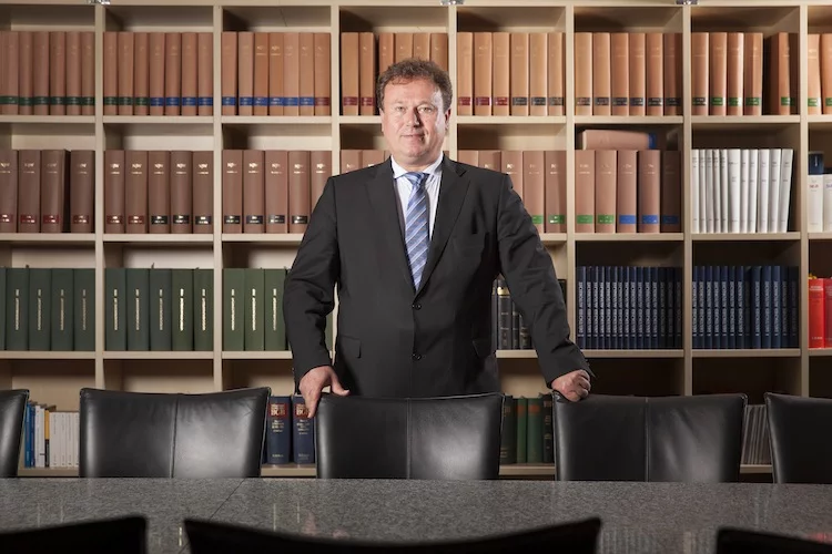 Portrait von Rechtsanwalt Stephan Michaelis, der Kanzlei Michaelis.: EUROPA, DEUTSCHLAND, HAMBURG, HAMBURG, 19.07.2016: Portrait von Rechtsanwalt Stephan Michaelis, der Kanzlei Michaelis. - Florian Sonntag -