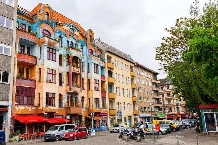 berlin kreuzberg christian mueller shutterstock_427798582