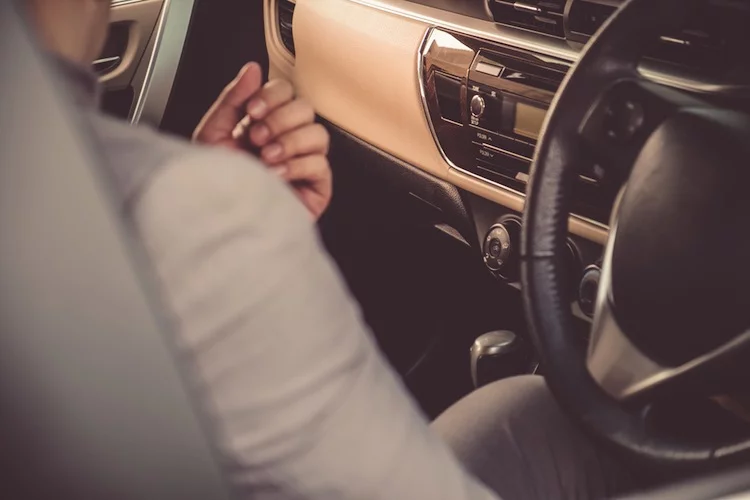 An der Entwicklung selbstfahrendes Auto mit künstlicher Intelligenz arbeiten derzeit unter anderem Audi, BMW und Volkswagen.