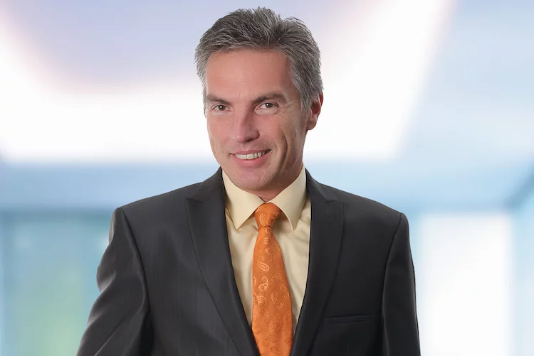 Manfred Rath sieht große Chancen auf dem australischen Bondmarkt.