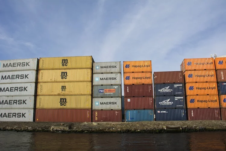 Container