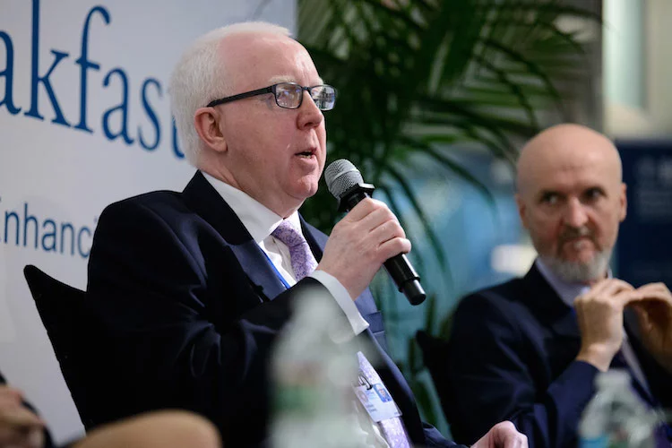 Tony Coverney während der IFC-Diskussion