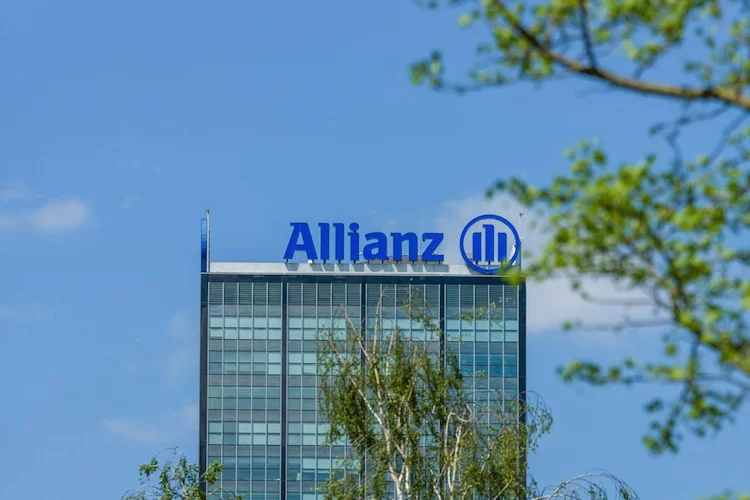 Das Gemeinschaftsunternehmen soll "LV=GI" heißen und dabei von der im Land bekannten Marke LV= sowie der Finanzstärke der Allianz profitieren.