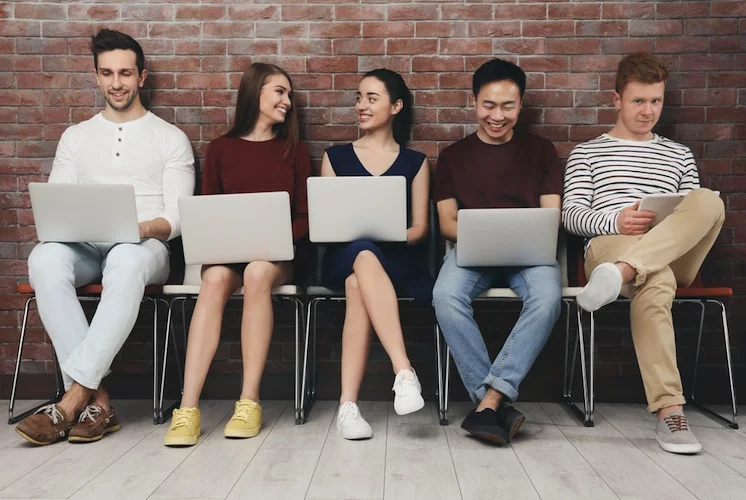 "Die Vielfalt nimmt zu. Das liegt sicherlich auch an neuen Anforderungen, die die Digitalisierung an die Branche stellt", so Gold.