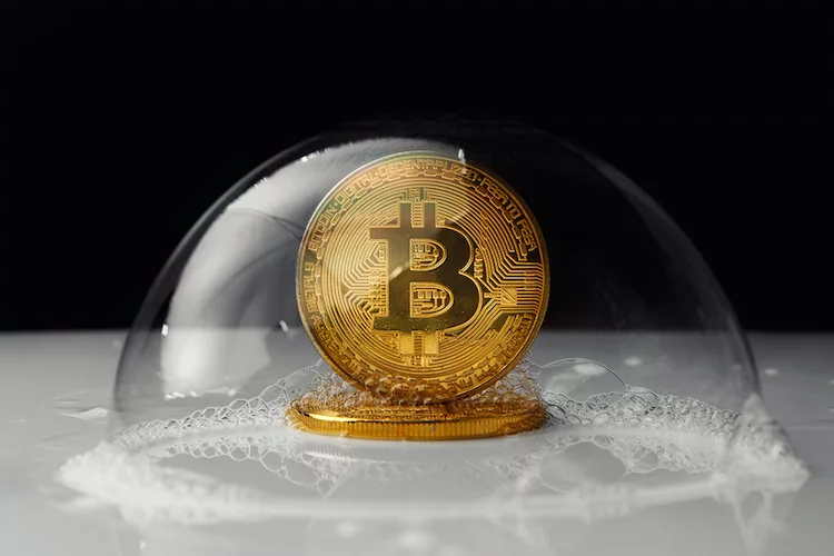 bitcon bubble blase shutterstock_723329638