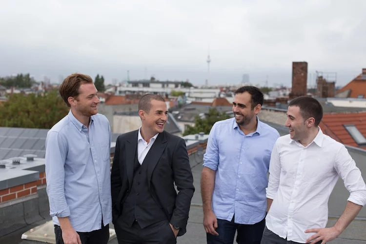 Fabian Wesemann, Dario Fazlic, Julian Teicke und Jonathan Seoane über Berlins Dächern