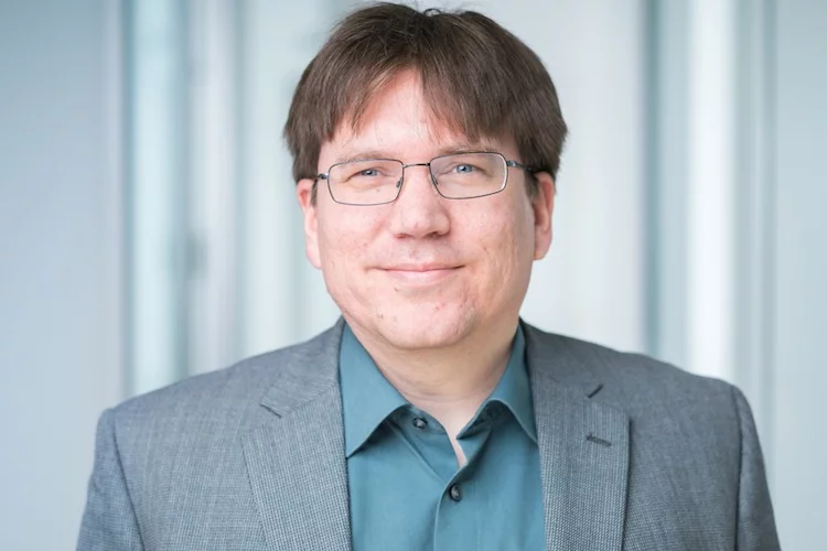 Henning Kühl, Chefversicherungsmathematiker