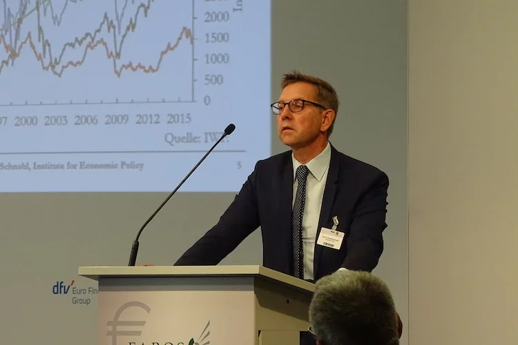 Professor Dr. Gunter Schnabl von der Universität Leipzig auf dem Faros Institutional Investors Forum 2018 in Frankfurt.