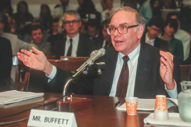 Warren Buffett Anfang der 90er. Schon damals war der Investor für seine überdurchschnittlichen Renditen bekannt.
