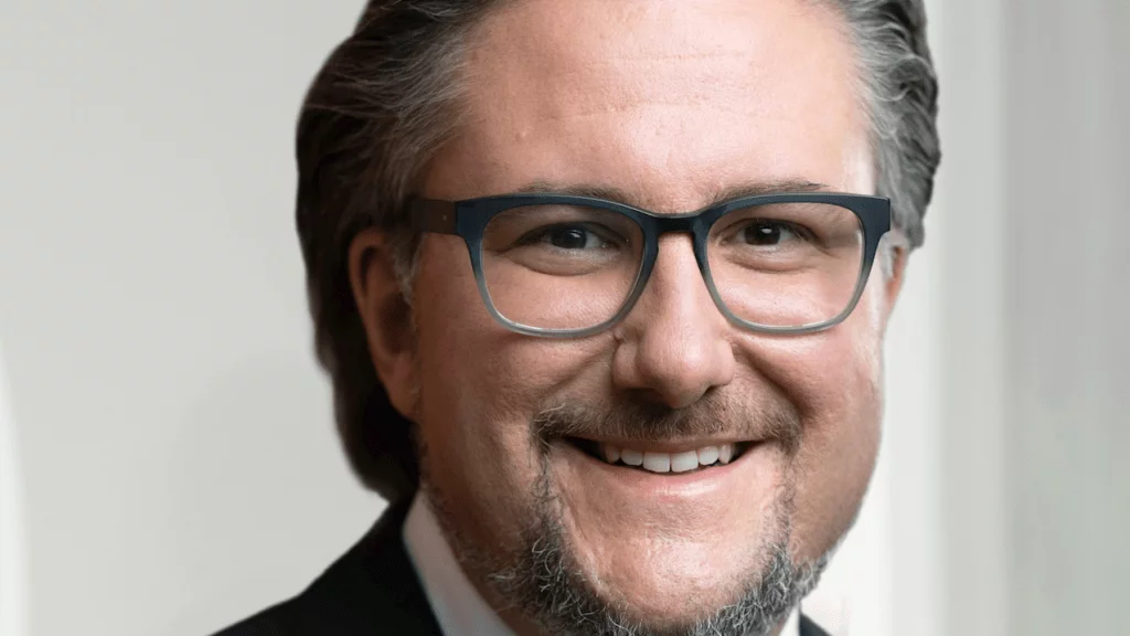 Porträtfoto von René Parmantier, CEO von Corestate