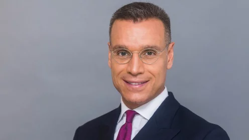 Porträtfoto des Deutsche Investment Gesellschafters Enver Büyükarslan