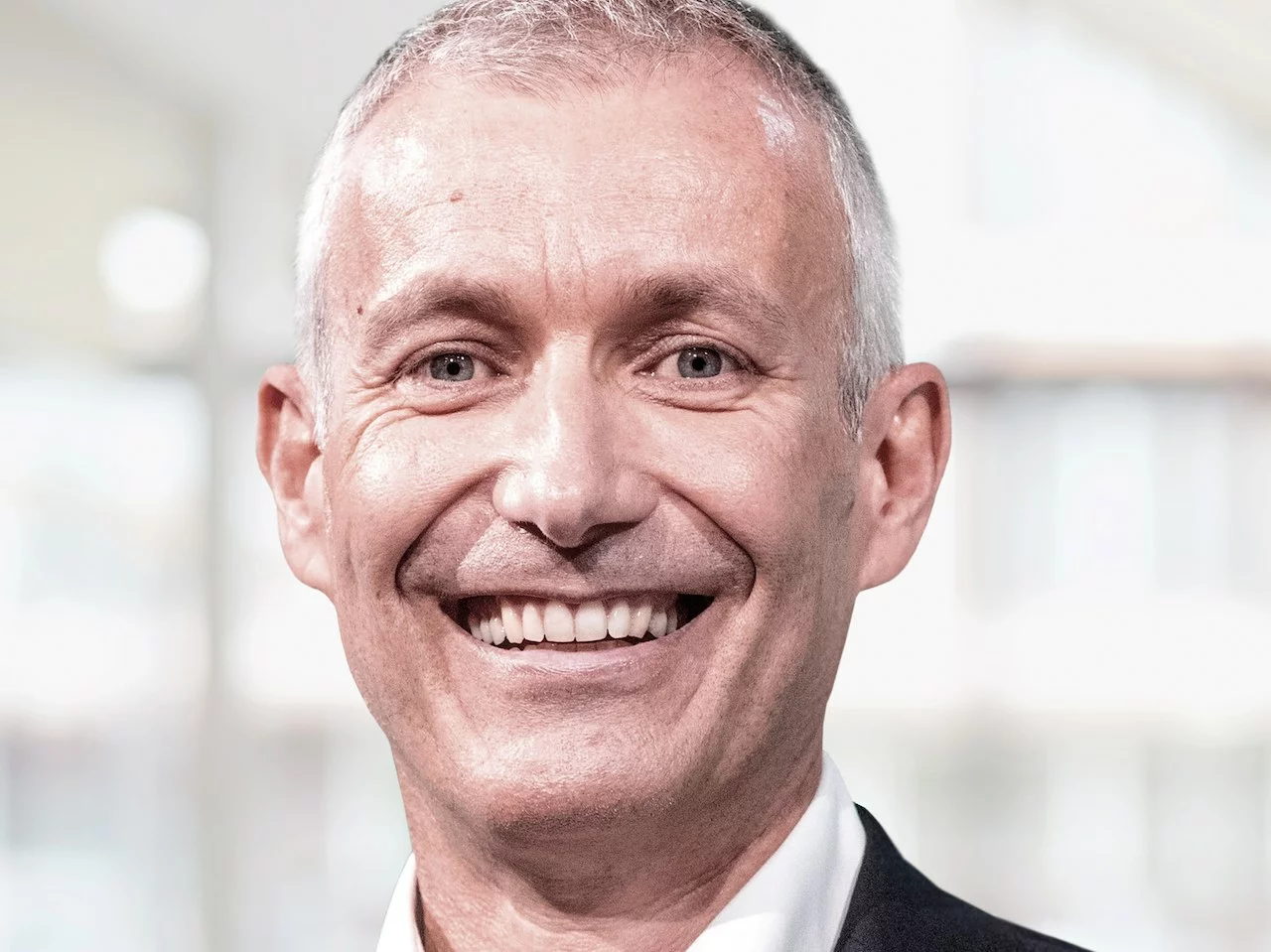 Porträtfoto von Primonial CEO Peter Finkbeiner