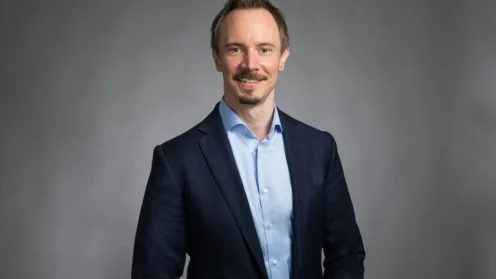 Dr. Stefan Kipar