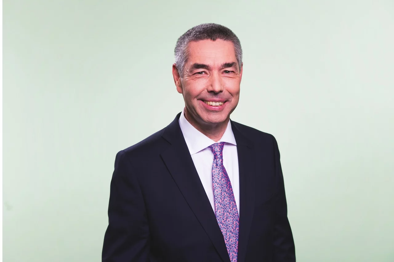 Bernd Zens, Vorstand der DEVK, verabschiedet sich in den Ruhestand