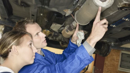 In der Autowerkstatt