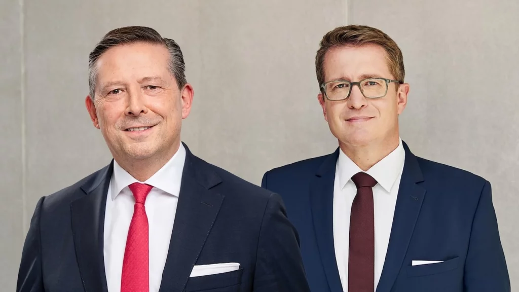 Jürgen A Junker - Bernd Hertweck