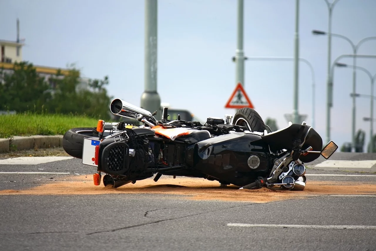 Motorradunfall auf der Stadtstraße