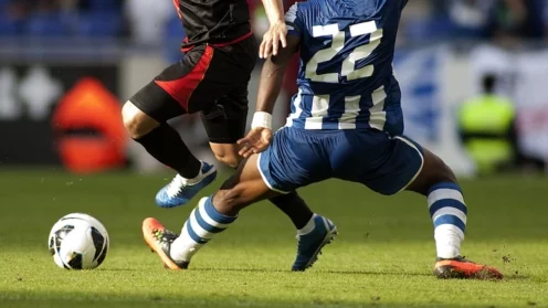 Fußball, Fußballverletzung, Foul, Foulspiel, Ergo, Unfall