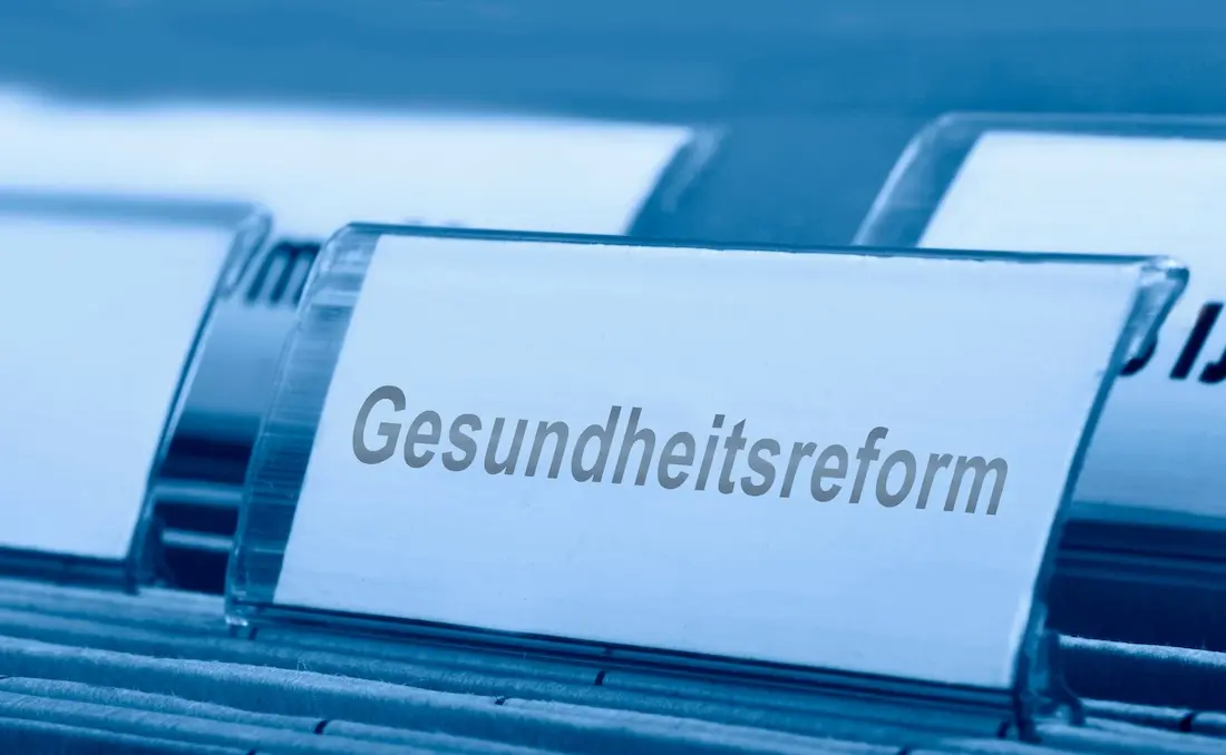 Die Folgen der Gesundheitsreform lassen einen Rückschluss zumindest zu: Für viele wird es teurer.