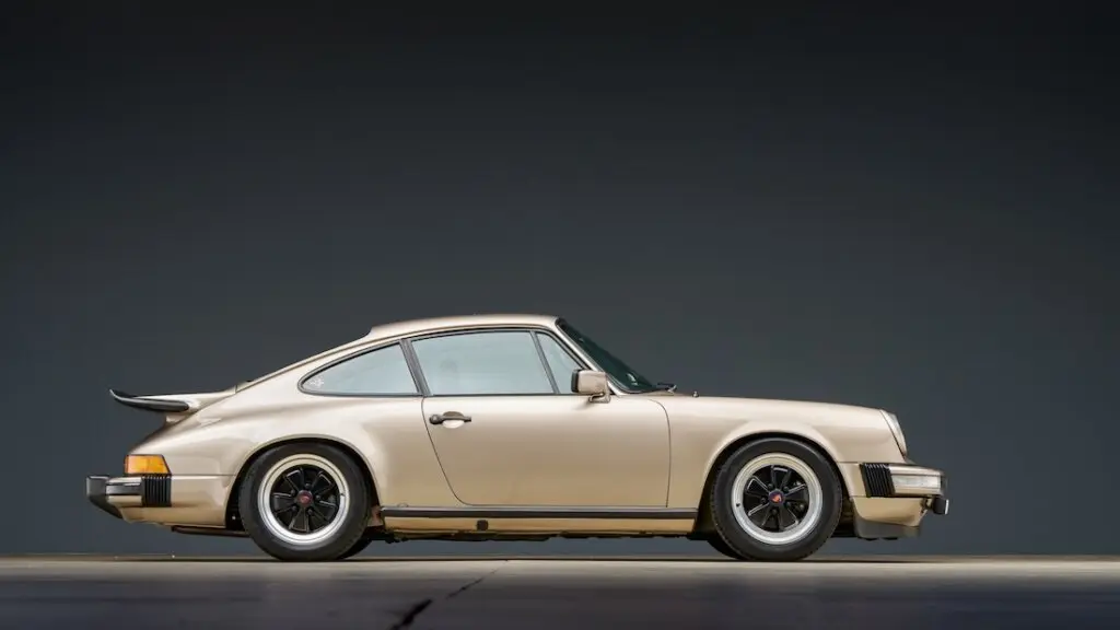 Porsche 911 SC: Ein ikonisches Auto, dass die Herzen vieler Autofahrer höher schlagen lassen dürften