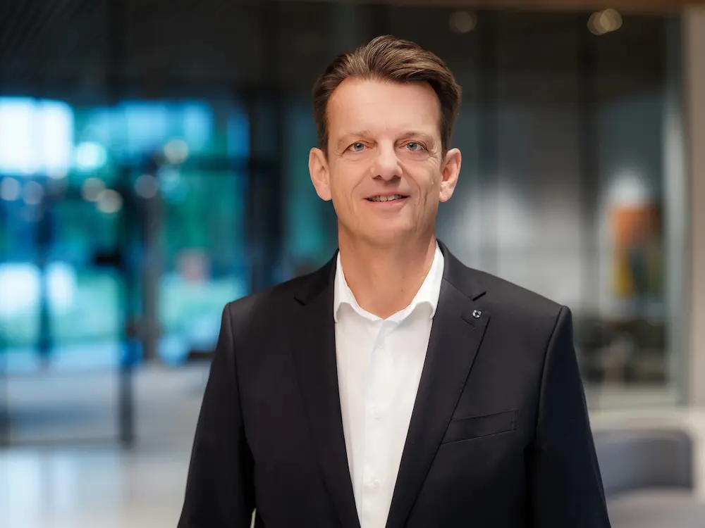 Dr. Macus Kremer, Continentale