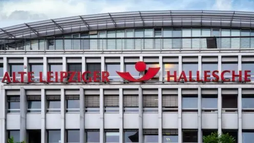 Gebäude mit den Logos der Alte Leipziger und der Hallesche