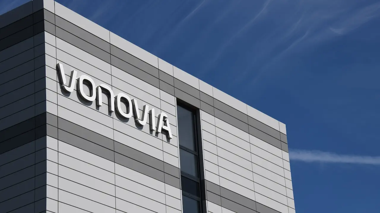 Vonovia-Logo auf Unternehmenszentrale in Bochum