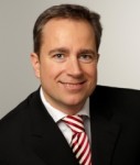 Sven Helmer, JLL