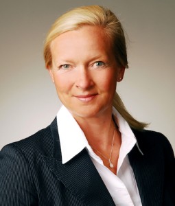 Brogt, Daniela - Henderson 408