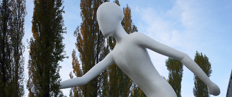 Munich Re_Walkingman