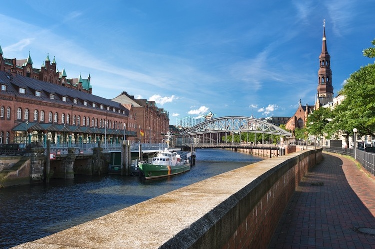 shutterstock_157634186
