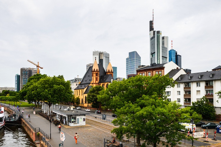 shutterstock_299283035